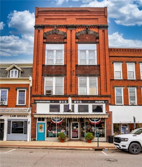 124 S Market St, Lisbon, OH 44432