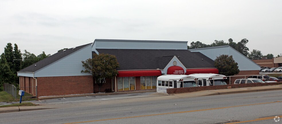 1701 Woodruff Rd, Greenville, SC for sale - Primary Photo - Image 1 of 1
