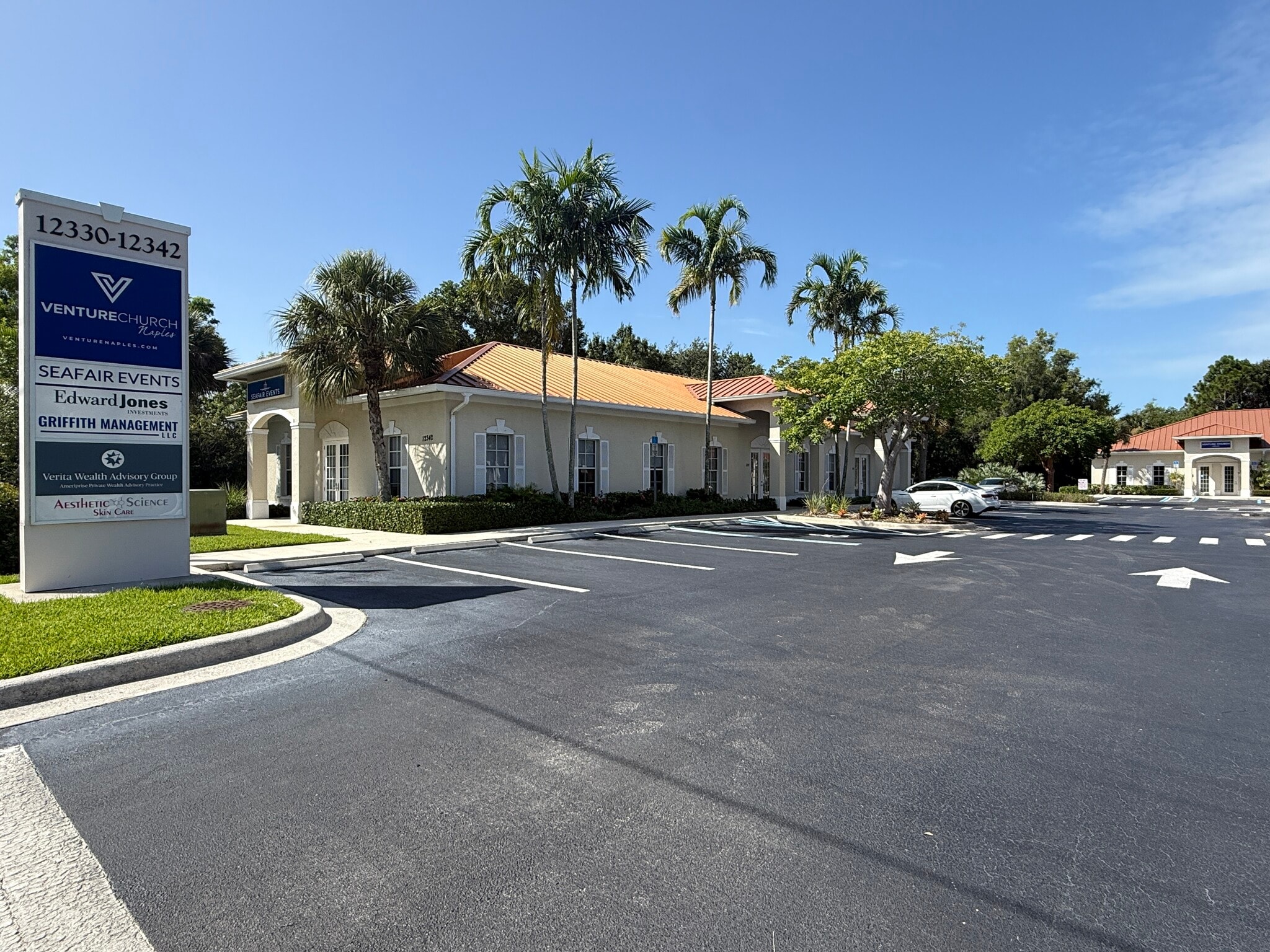 12342 Tamiami Trl, Naples, FL for lease Interior Photo- Image 1 of 13