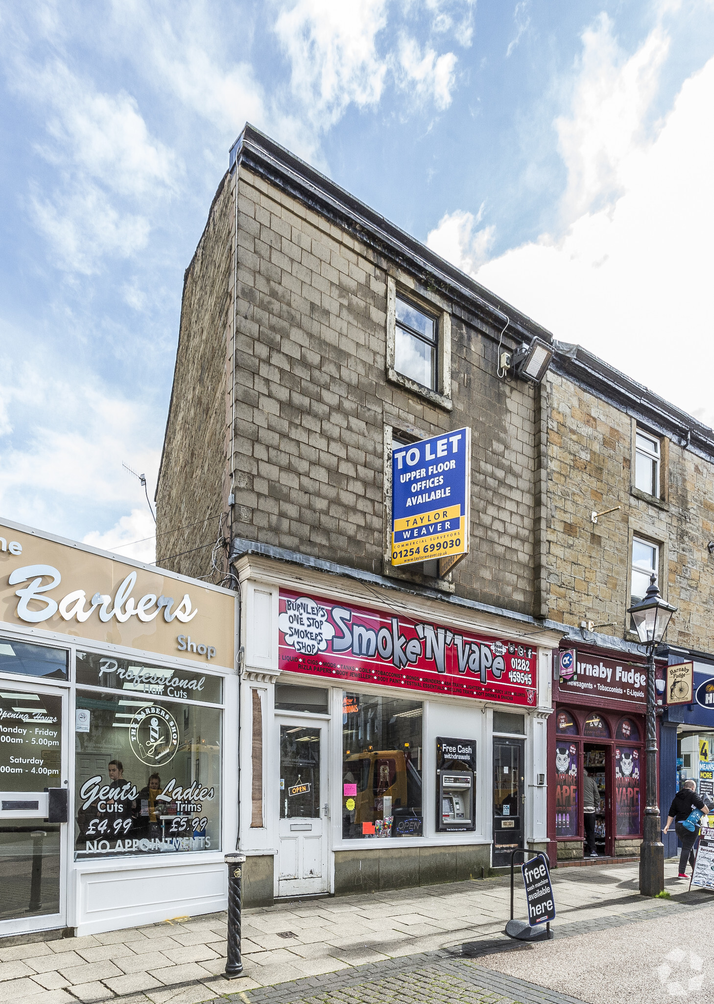 4-4A Parker Ln, Burnley for lease Primary Photo- Image 1 of 4