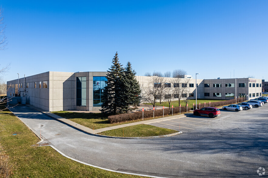 425 Legget Dr, Ottawa, ON for lease - Building Photo - Image 2 of 5