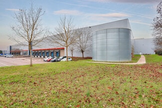 More details for 4 Bis Rue Bernard Palissy, Gargenville - Industrial for Lease