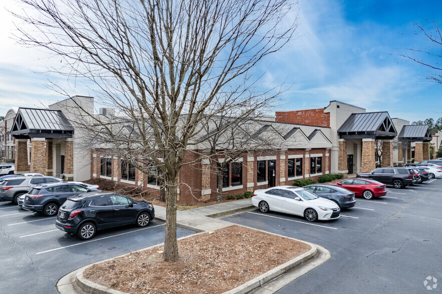 205 Hembree Park Dr, Roswell, GA for lease - Building Photo - Image 1 of 6