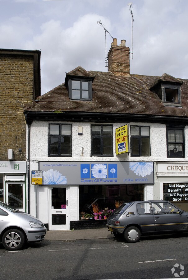 27 Church St, Staines, MDS TW18 4EN Retail for Sale