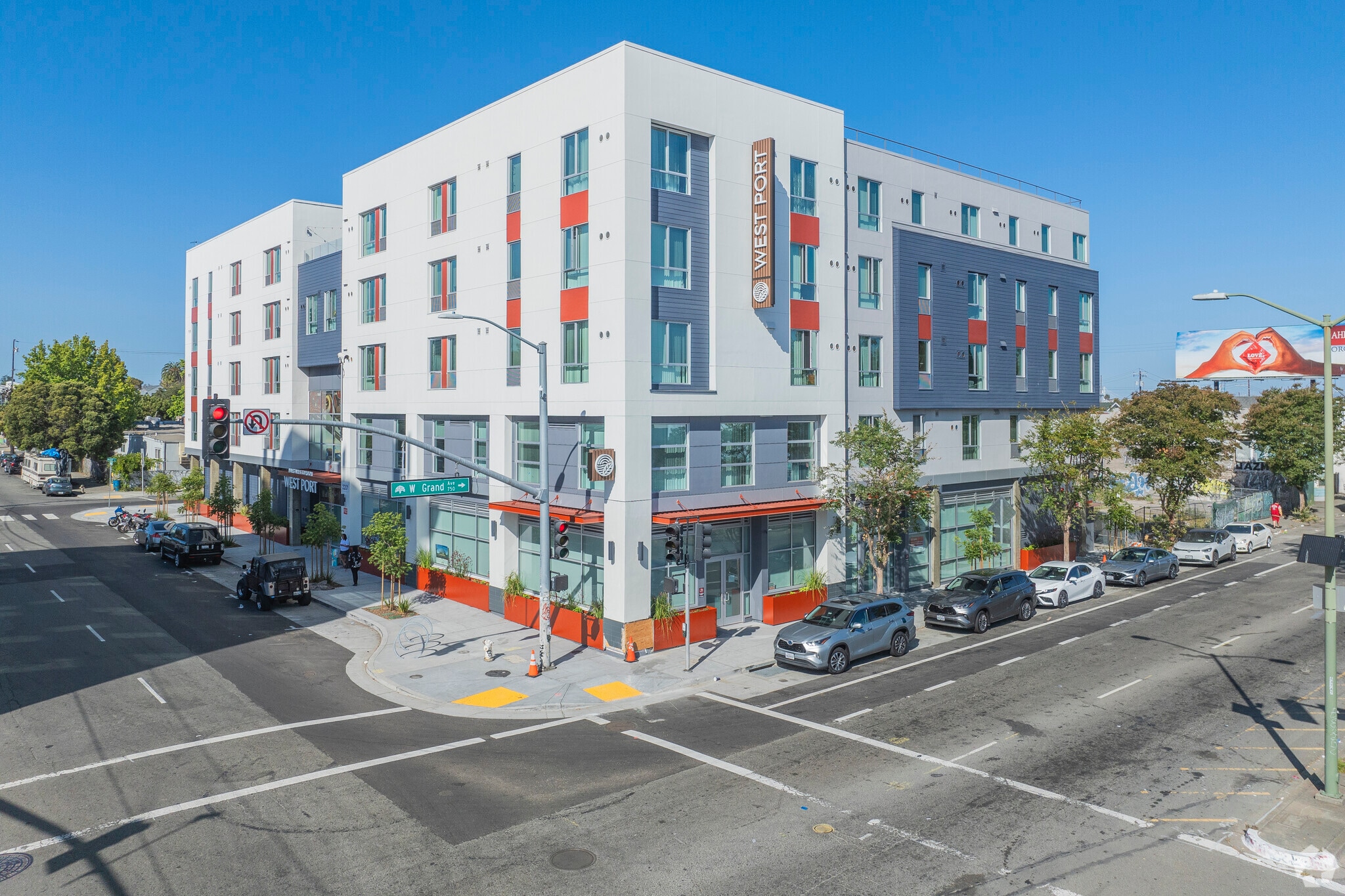 775 W Grand Ave, Oakland, CA for lease Primary Photo- Image 1 of 9