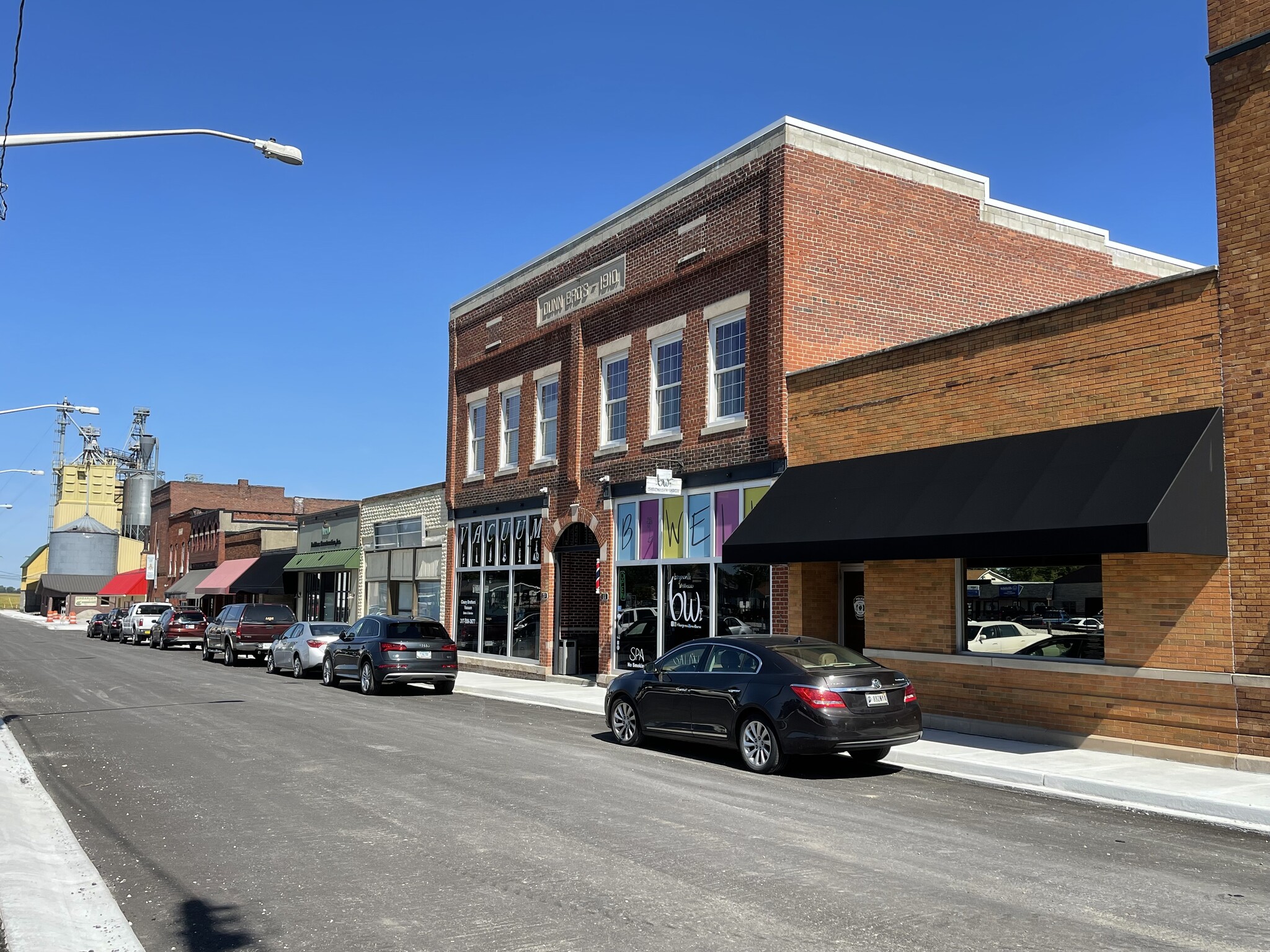 15 N Baldwin St, Bargersville, IN for lease Building Photo- Image 1 of 11