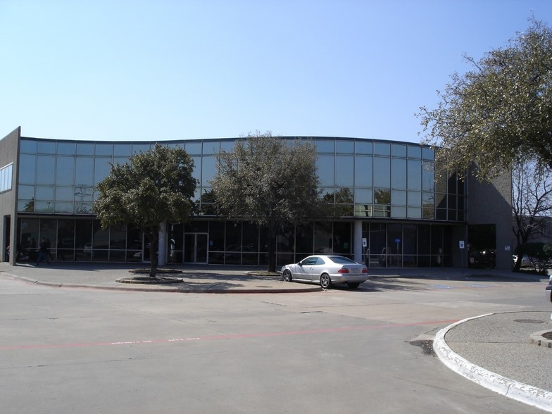 2607 Walnut Hill Ln, Dallas, TX for lease - Building Photo - Image 1 of 16