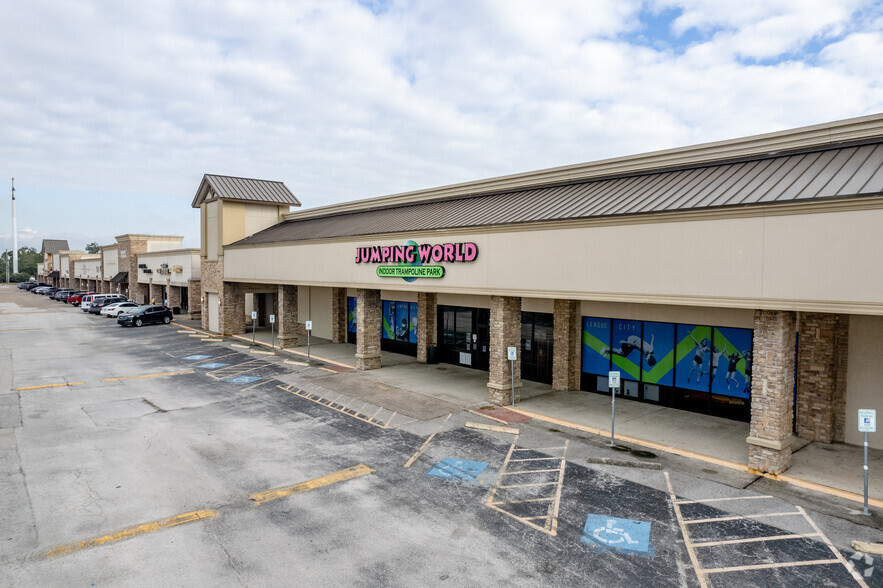 100-150 Gulf Fwy, League City, TX for lease - Building Photo - Image 3 of 4