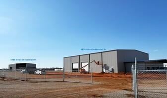 3675 Allan Industrial Dr, El Reno OK - Warehouse