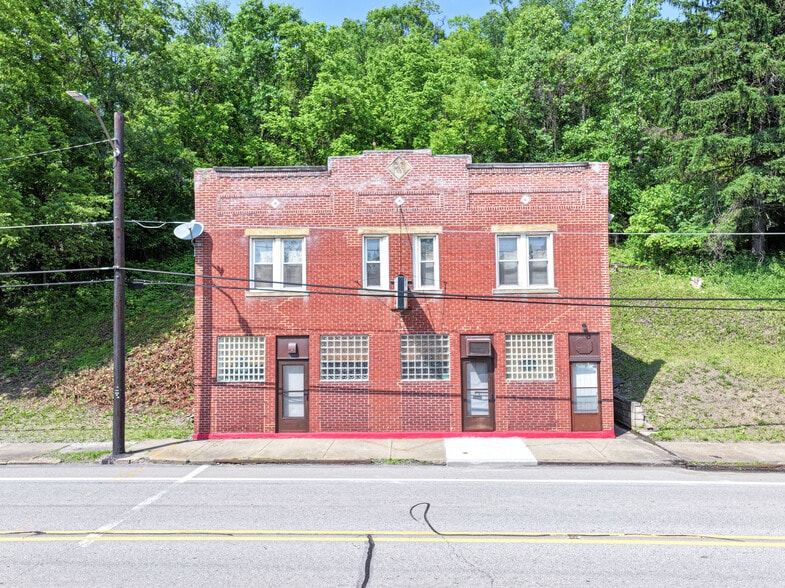 936 Broadway, Pitcairn, PA for sale - Building Photo - Image 2 of 22
