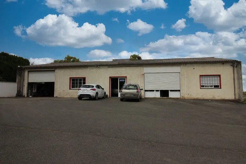 Flex in Branne for sale - Building Photo - Image 3 of 6