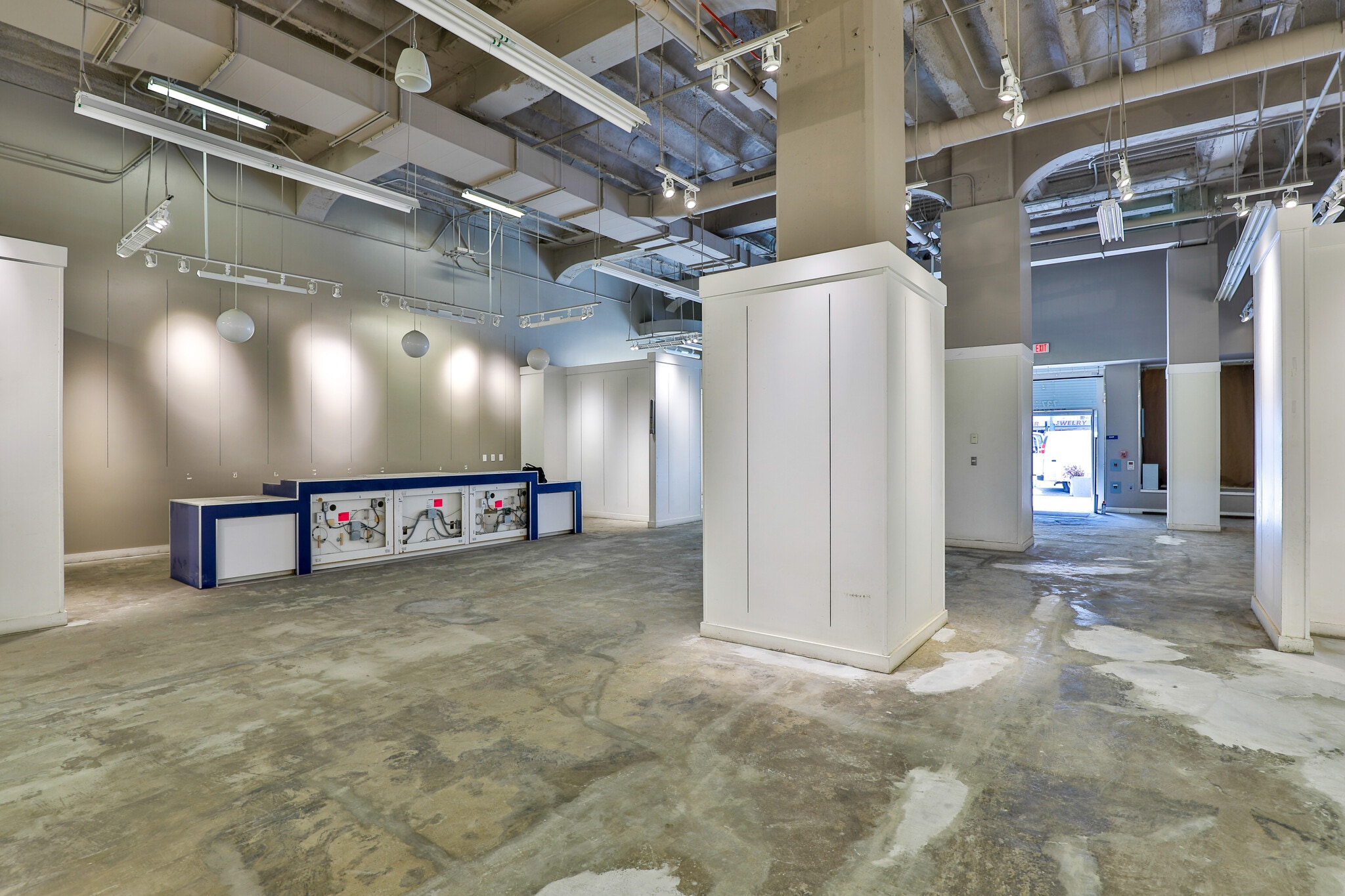 737 S Broadway, Los Angeles, CA for sale Interior Photo- Image 1 of 1