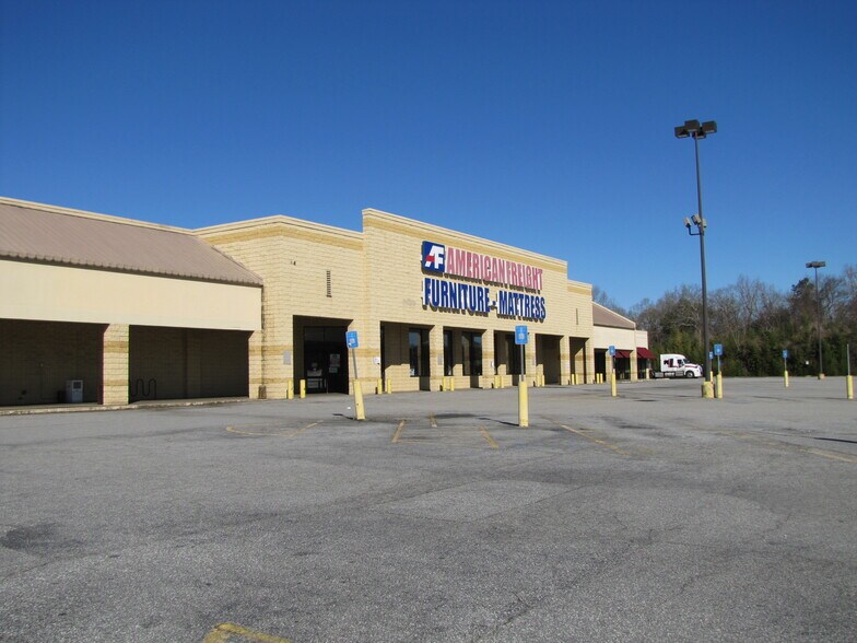 1607 S Lumpkin Rd, Columbus, GA for sale - Building Photo - Image 1 of 1