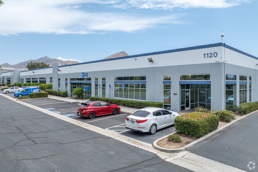 1120 Palmyrita Ave, Riverside, CA for sale - Primary Photo - Image 1 of 1