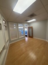 5335-5337 College Ave, Oakland, CA for lease Interior Photo- Image 2 of 4