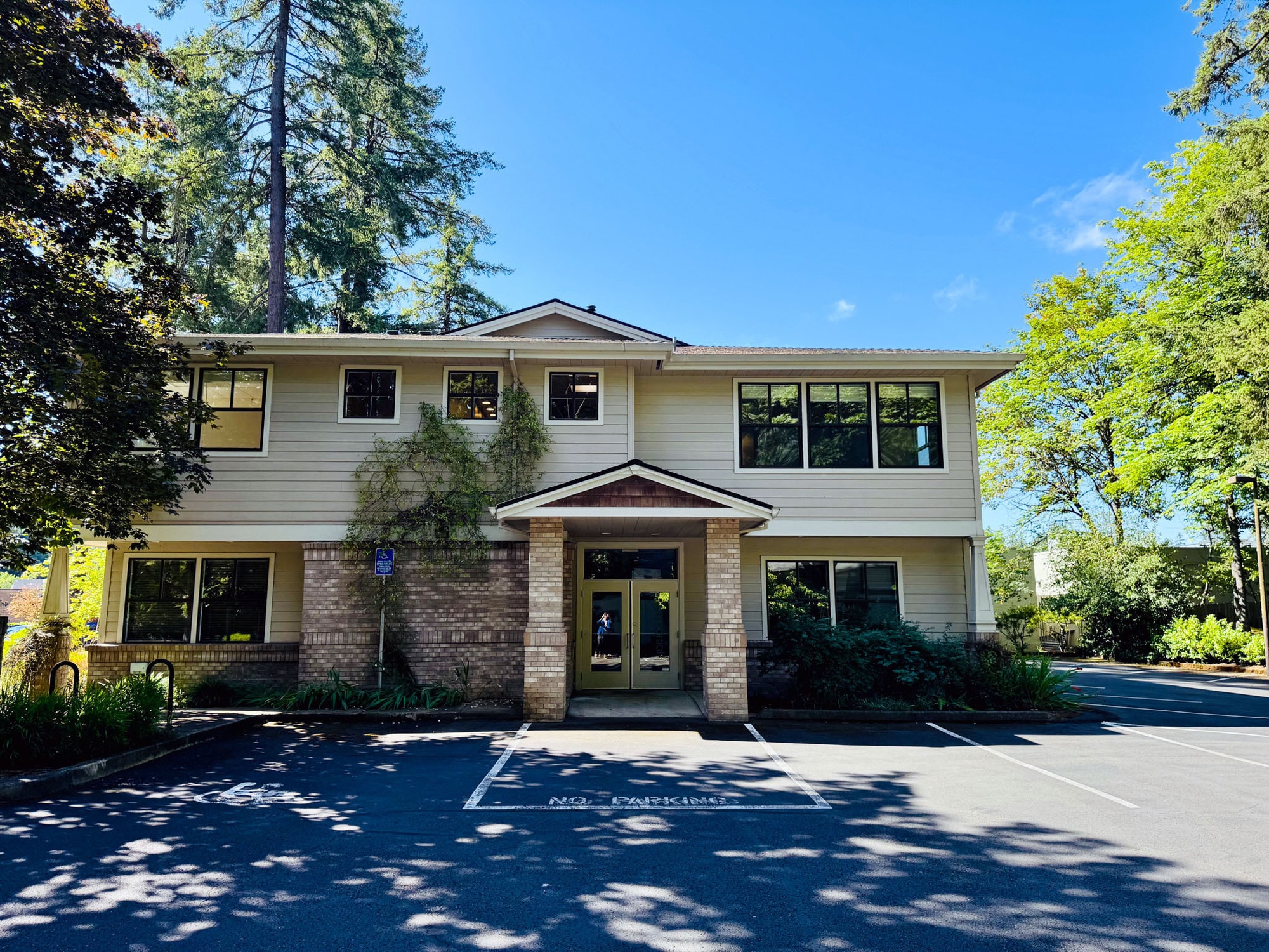16001 Quarry Rd, Lake Oswego, OR for sale Building Photo- Image 1 of 13
