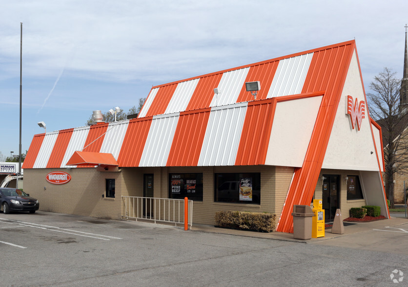 6004 S Sheridan Rd, Tulsa, OK for sale - Primary Photo - Image 1 of 3