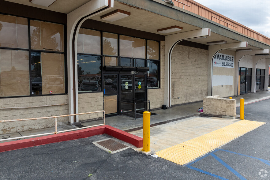 1335 Huntington Dr, Duarte, CA for lease - Building Photo - Image 2 of 17