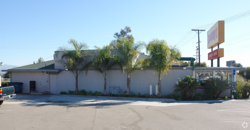 1202 Main St, El Cajon, CA for sale - Building Photo - Image 2 of 3