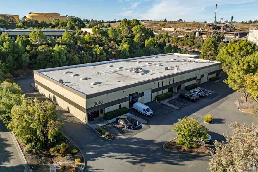 3070 Bay Vista Ct, Benicia, CA for lease - Aerial - Image 3 of 3