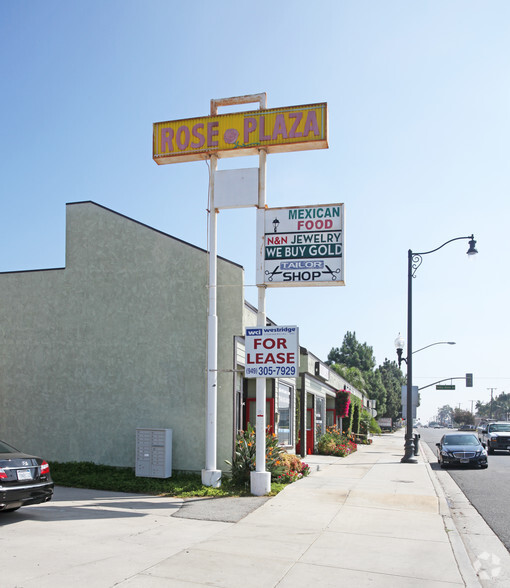 16511-16545 Whittier Blvd, Whittier, CA for lease - Building Photo - Image 3 of 4