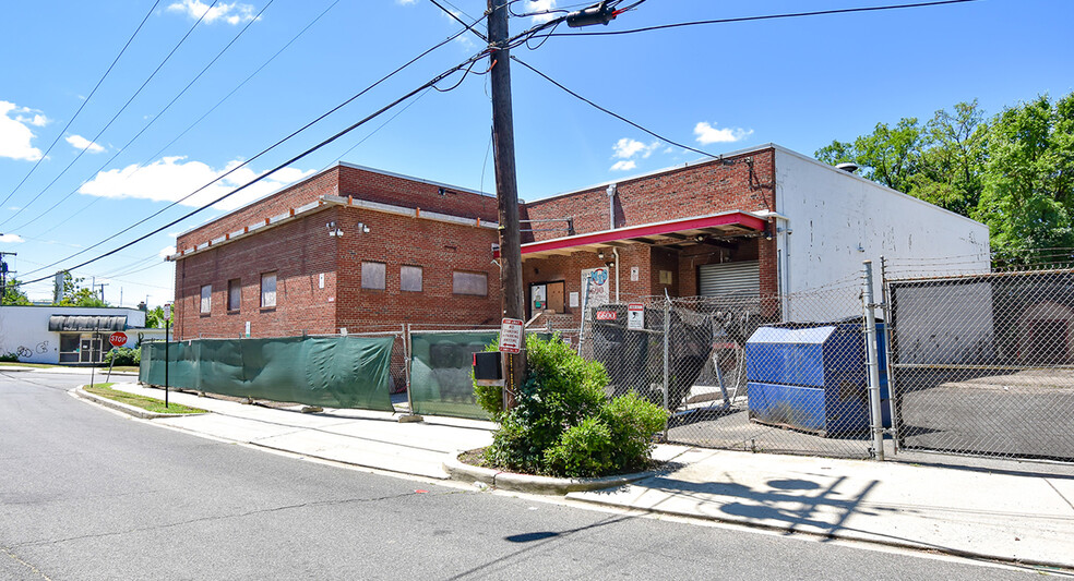 233 Van Buren St NW, Washington, DC for sale - Primary Photo - Image 1 of 3