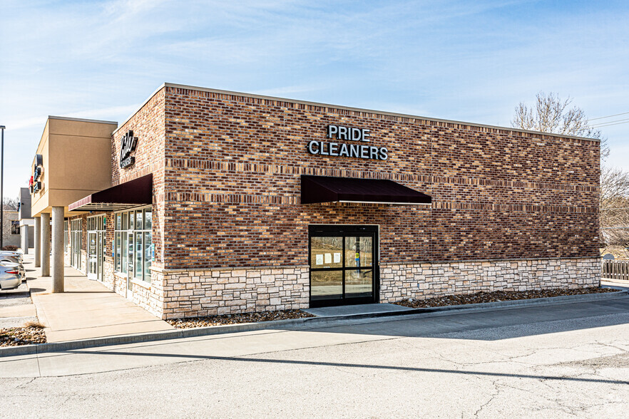 850-880 W Blue Ridge Blvd, Kansas City, MO for lease - Building Photo - Image 3 of 4