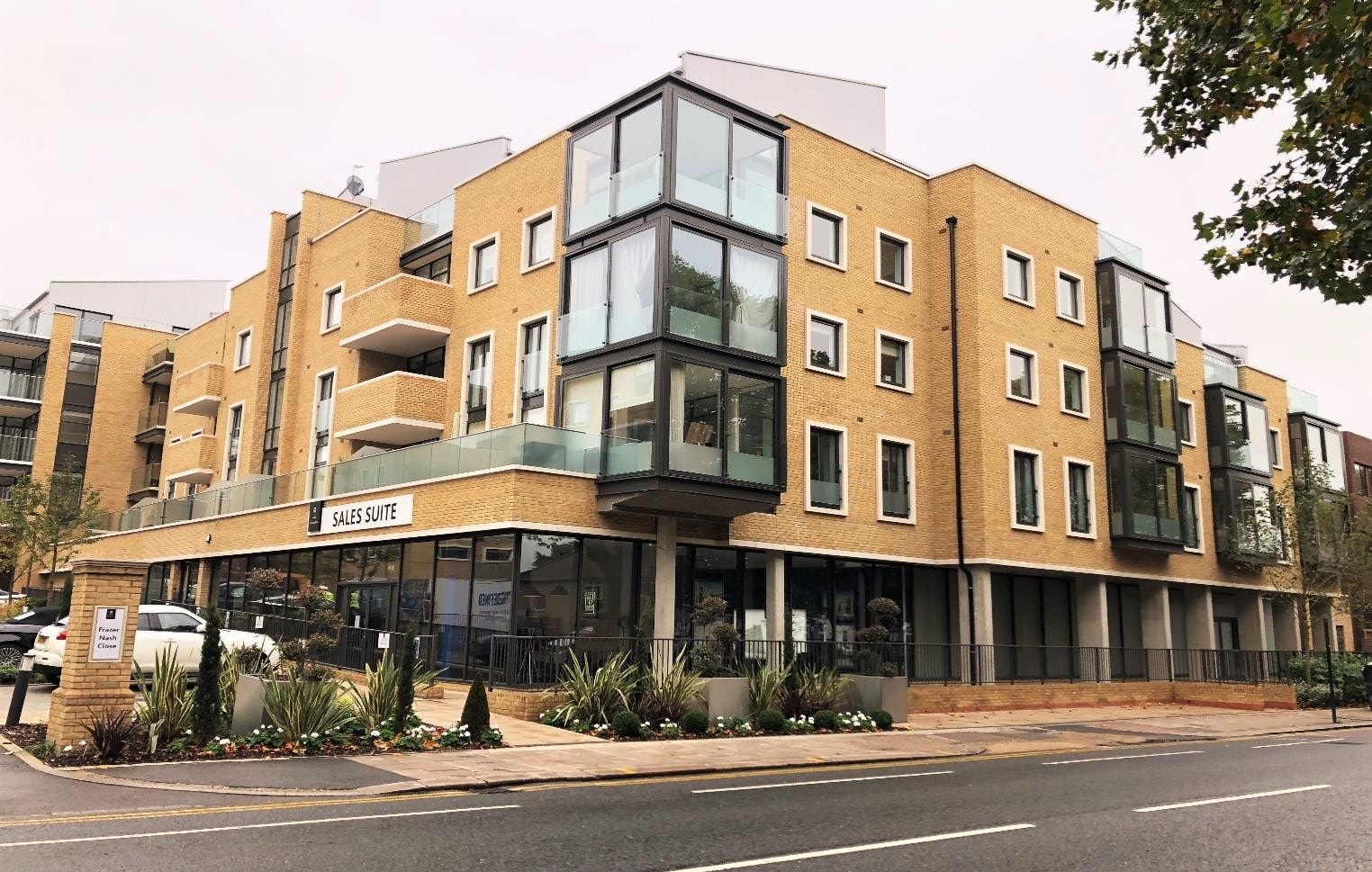 396-418 London Rd, Isleworth for sale Primary Photo- Image 1 of 1