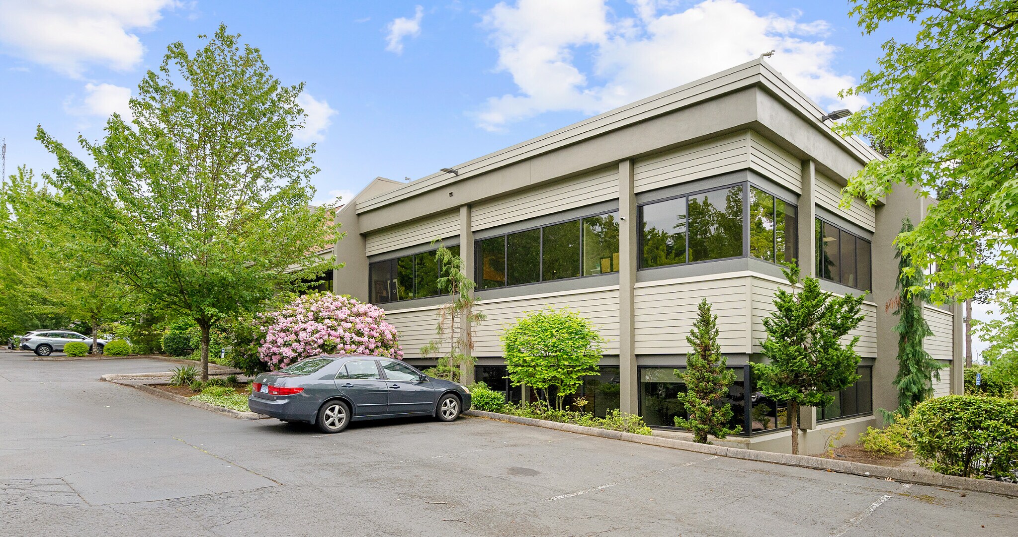 25260 SW Parkway Ave, Wilsonville, OR for sale Building Photo- Image 1 of 12