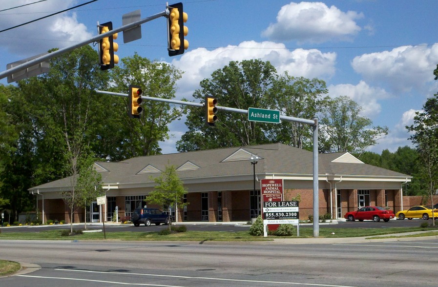 3806 Oaklawn Blvd, Hopewell, VA for sale - Building Photo - Image 1 of 1