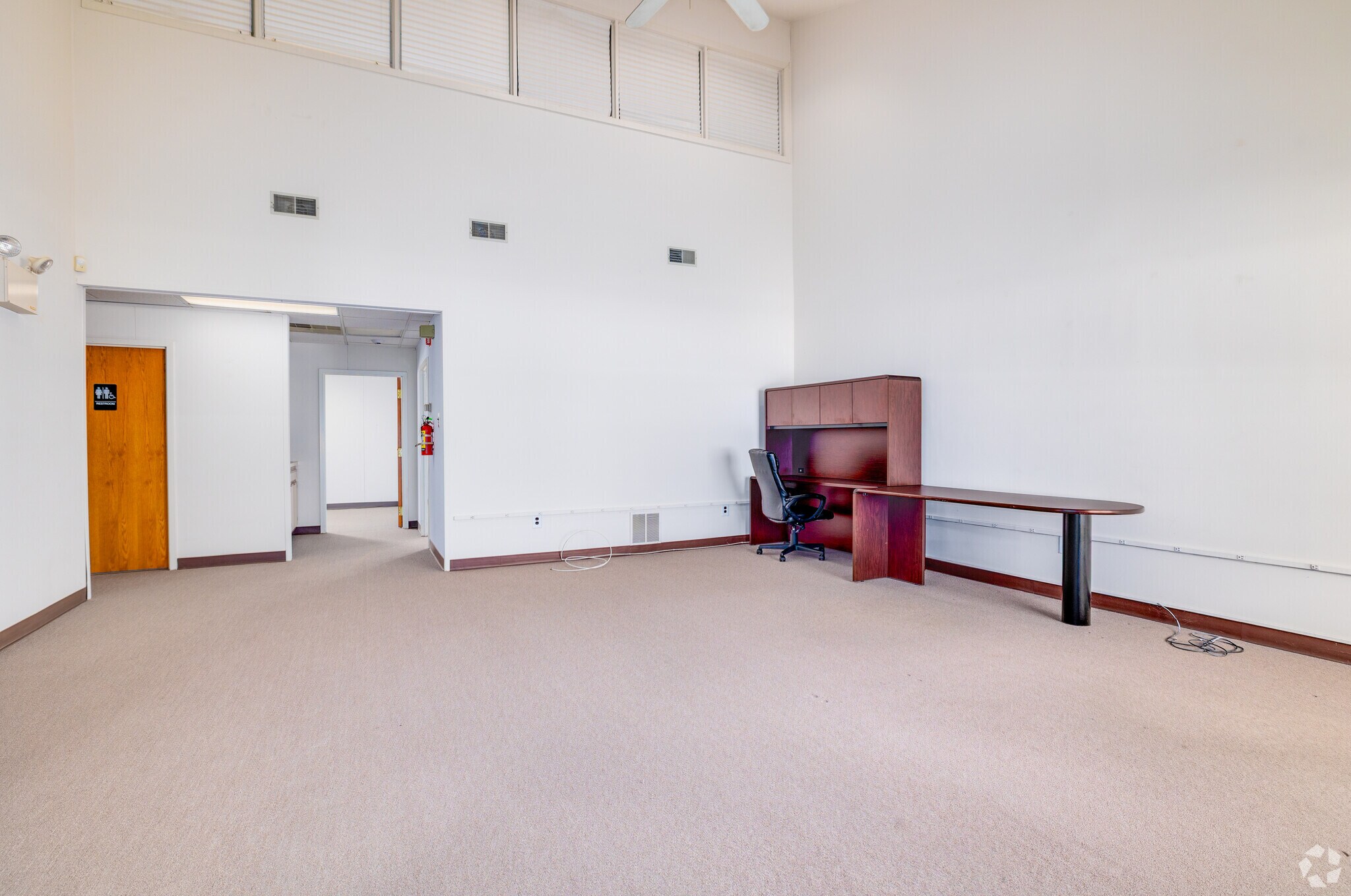 100-1000 Birchfield Dr, Mount, Mount Laurel, NJ for lease Interior Photo- Image 1 of 4