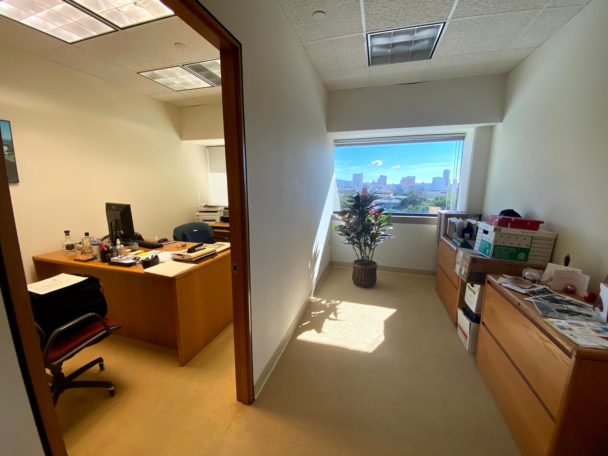 1100 Ward Ave, Honolulu, HI 96814 First Insurance Center