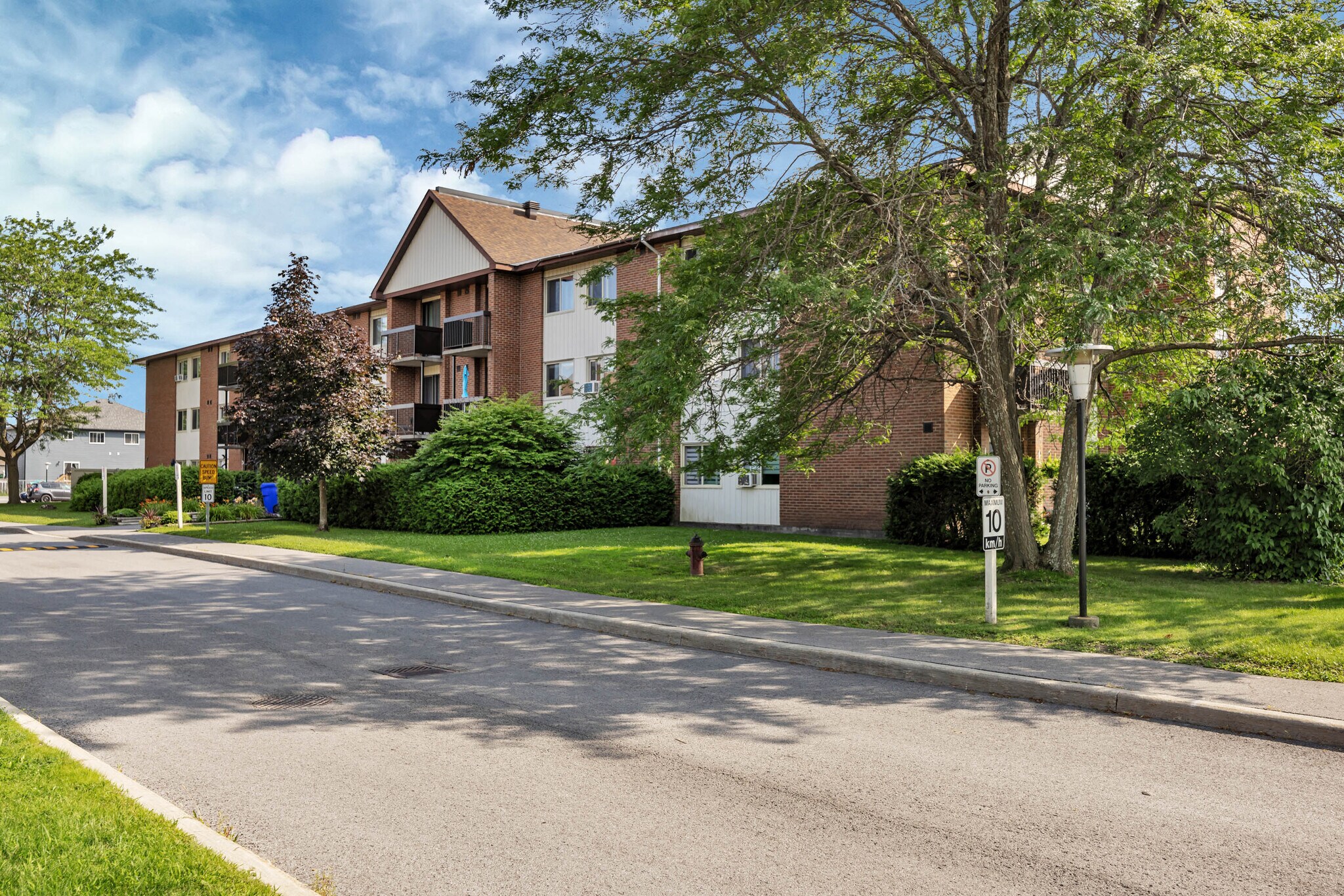 1 Robert St, Arnprior, ON for sale Building Photo- Image 1 of 1