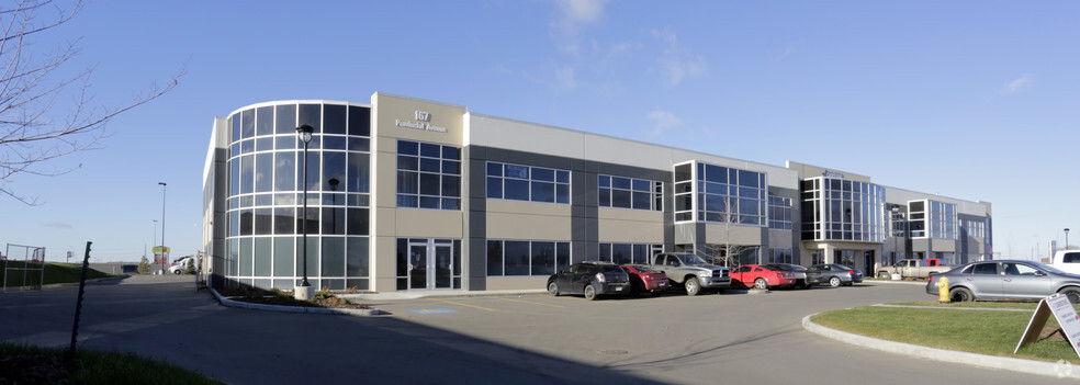 167 Provincial Ave, Sherwood Park, AB for lease - Building Photo - Image 2 of 7