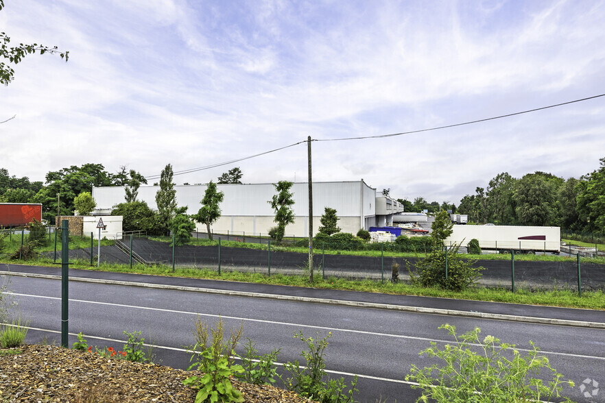 Industrial in Herblay for lease - Building Photo - Image 2 of 2