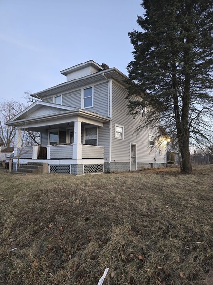 Springfield Ohio Portfolio portfolio of 7 properties for sale on LoopNet.com - Building Photo - Image 2 of 7
