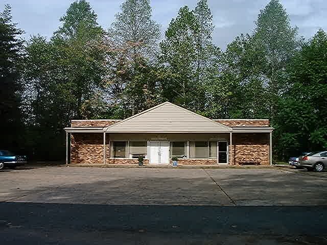 628 Country Green Ln, Charlottesville, VA for lease Primary Photo- Image 1 of 3