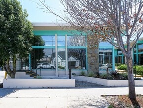 529 W 9th St, San Pedro, CA for lease Interior Photo- Image 2 of 7