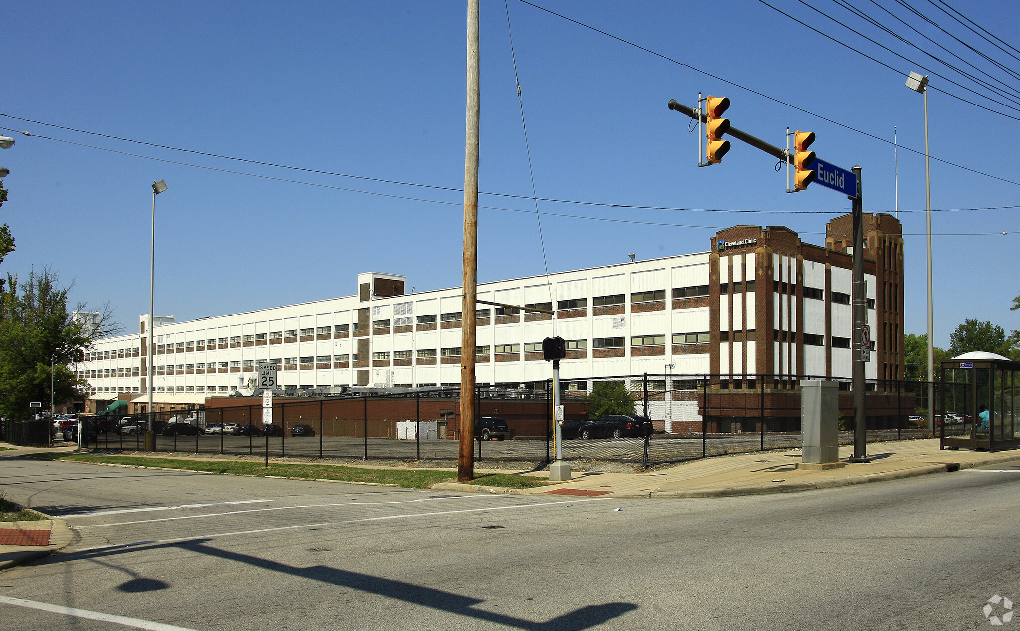 17325 Euclid Ave, Cleveland, OH for sale Primary Photo- Image 1 of 1