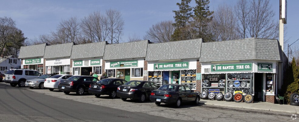 6-18 Tunxis Hill Rd, Fairfield, CT for sale - Primary Photo - Image 1 of 1