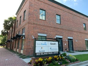 900 Island Park Dr, Charleston, SC for lease Building Photo- Image 2 of 17
