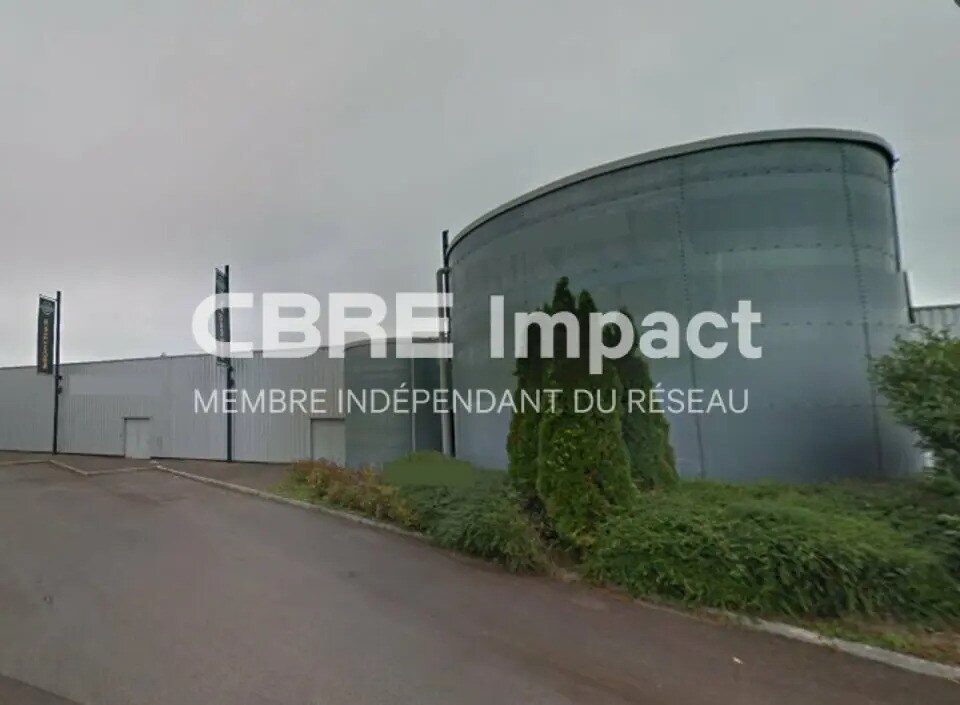 Flex in Saint-Julien-les-Villas for sale Building Photo- Image 1 of 3