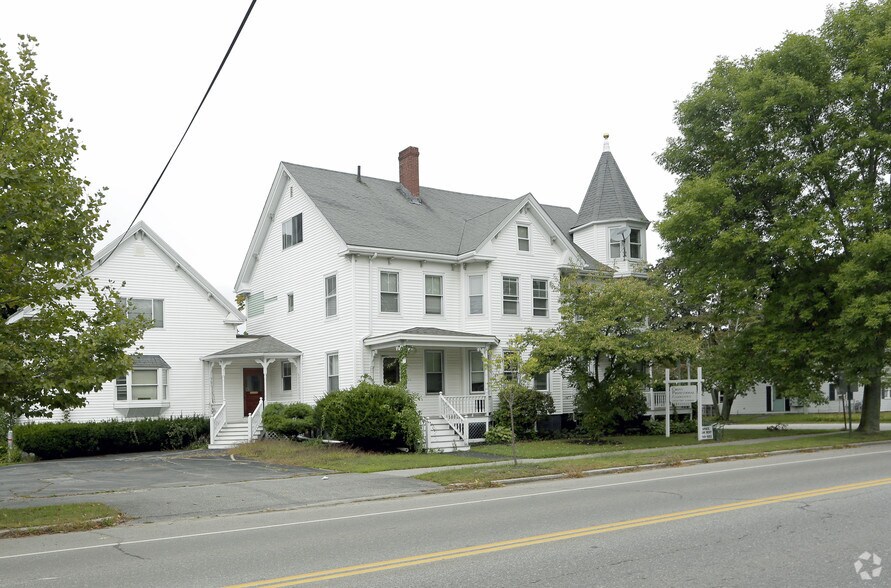 963 Broadway, South Portland, ME 04106