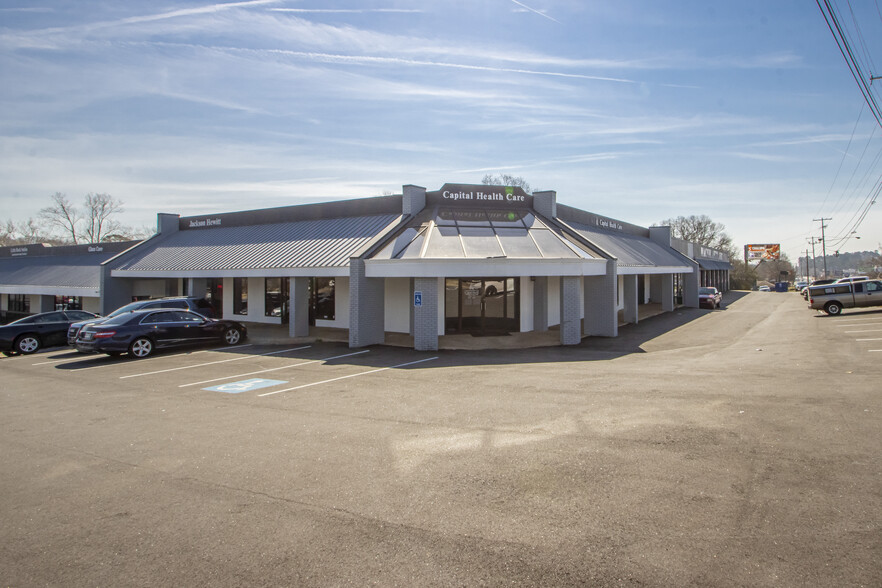 5917 W 12th St, Little Rock, AR for lease - Building Photo - Image 1 of 14