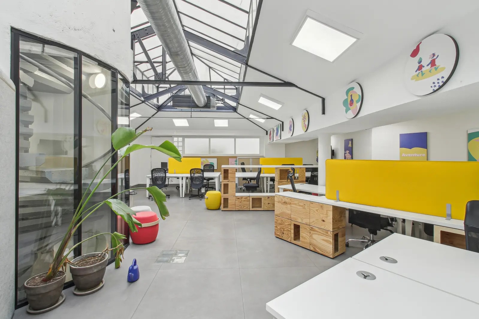 27 Rue De Citeaux, Paris for sale Building Photo- Image 1 of 13