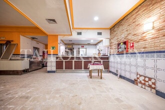 Retail in Madrid, Madrid for lease Interior Photo- Image 2 of 42