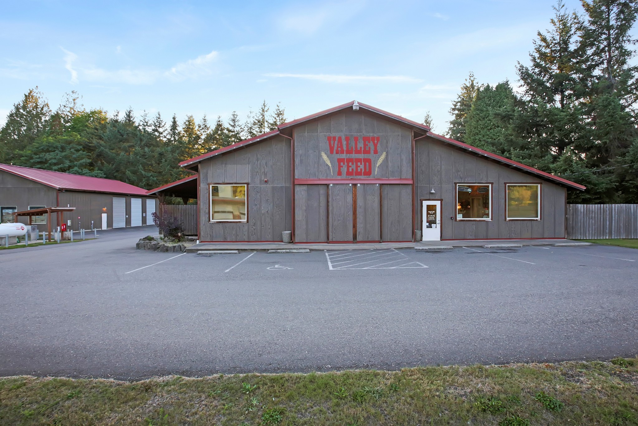 461 NE Old Belfair Hwy, Belfair, WA for sale Primary Photo- Image 1 of 1