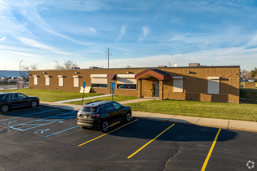 3400 Conner Rd, Detroit, MI for lease - Building Photo - Image 3 of 13