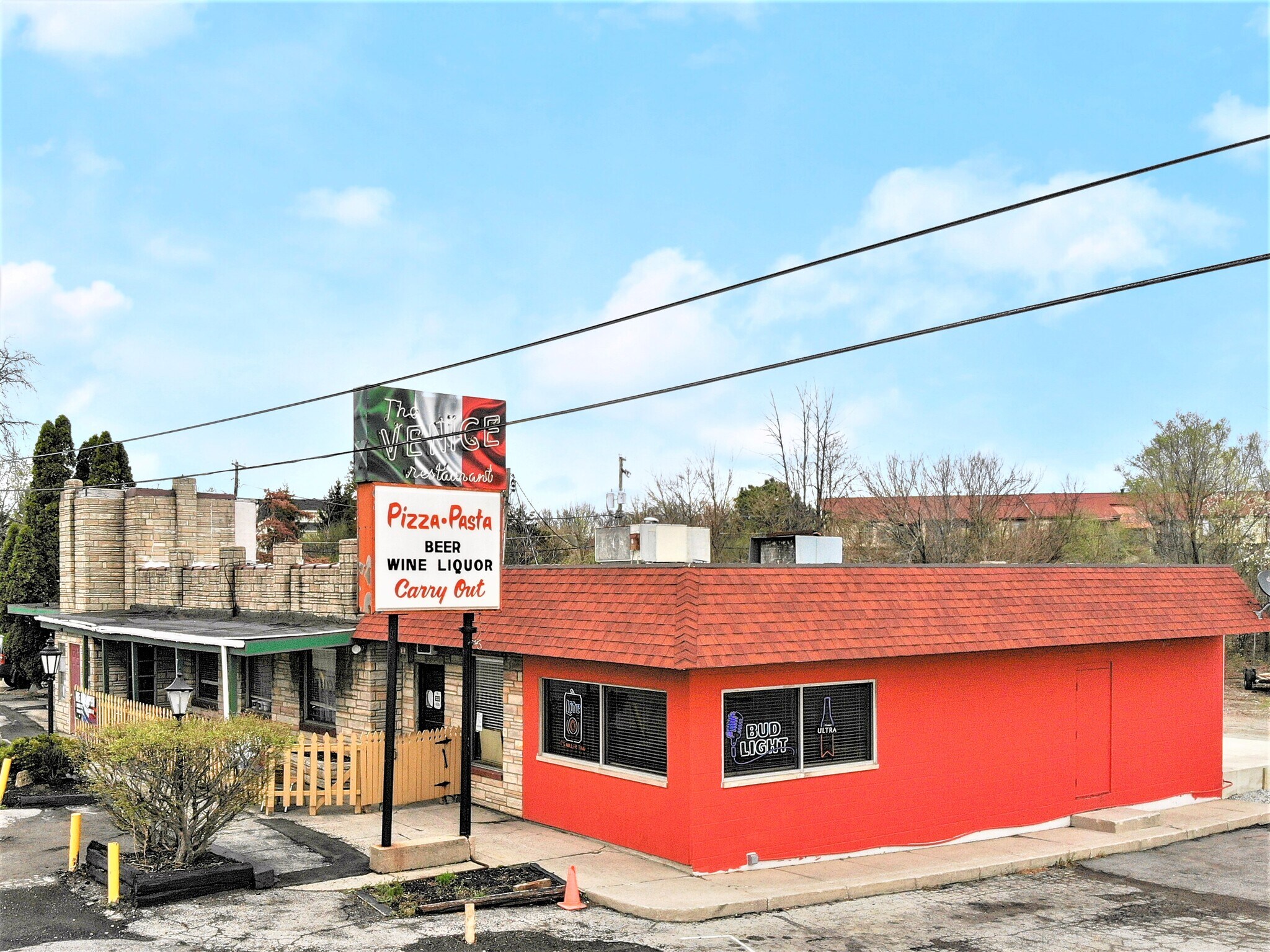 2242 Goshen Rd, Fort Wayne, IN for sale Building Photo- Image 1 of 1