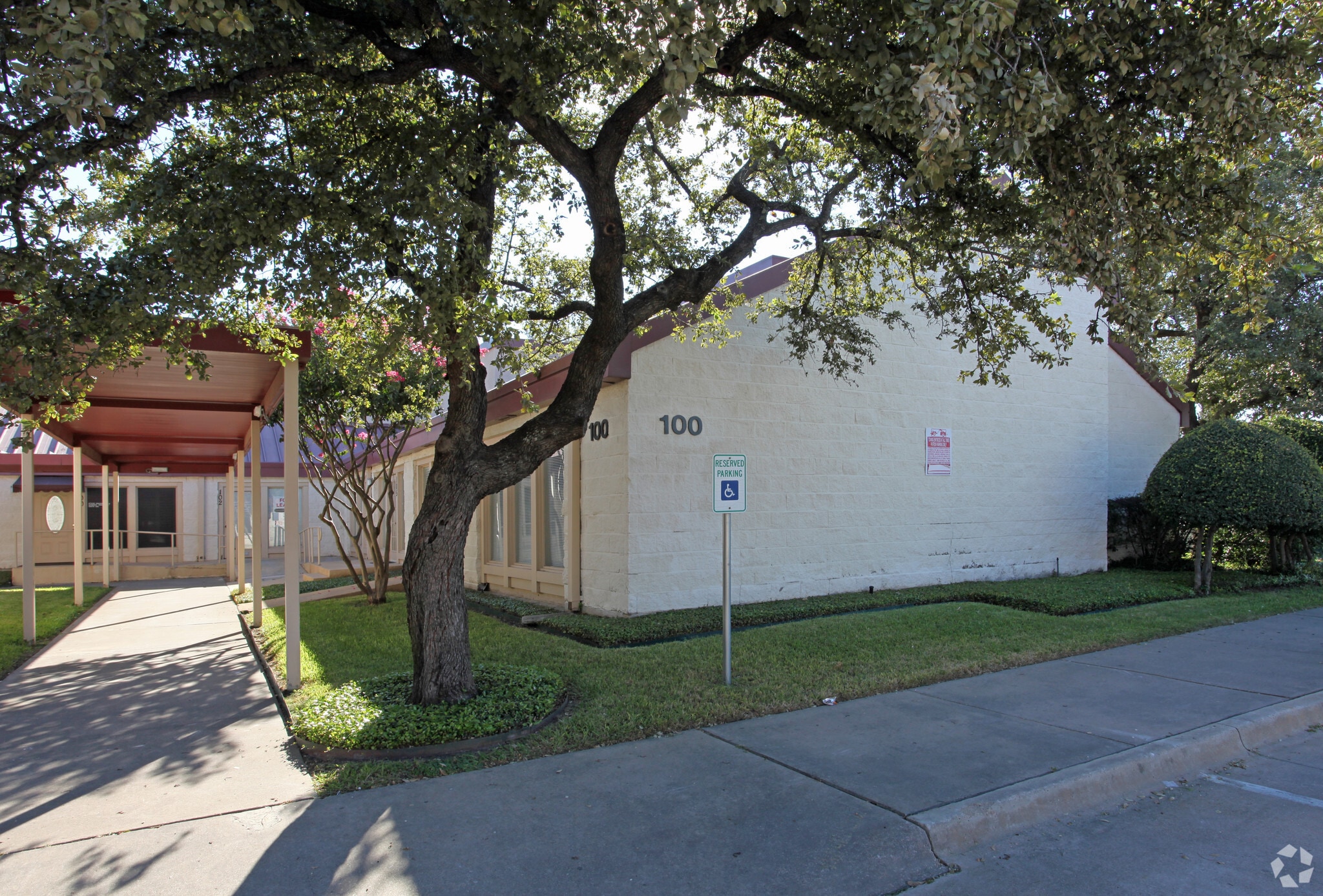 2761 E Trinity Mills Rd, Carrollton, TX for lease Primary Photo- Image 1 of 14